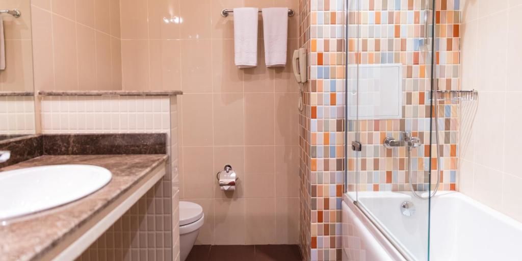 Отель Avenue Hotel Baku Баку-41