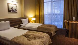 Отель Avenue Hotel Baku Баку Большой двухместный номер с 1 кроватью или 2 отдельными кроватями-2